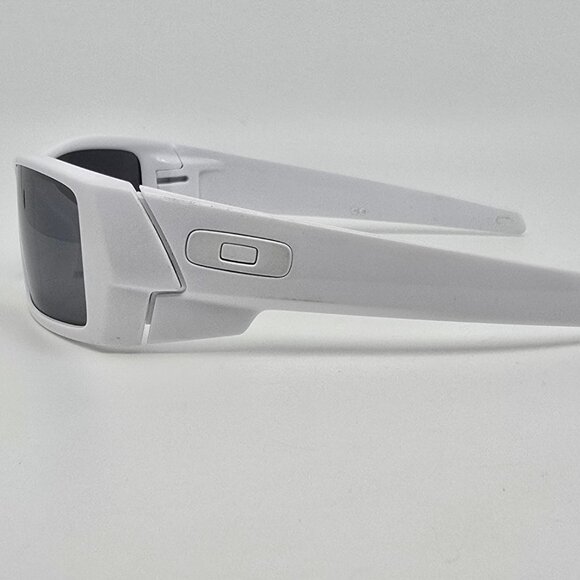 *SOLD* Oakley 03-474 Gascan White Frame Black Iridium Lens Sunglasses w/ Case - Picture 4 of 16